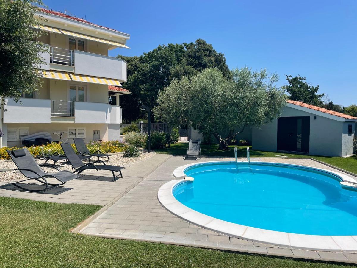 Sunny Apartments Затон Экстерьер фото